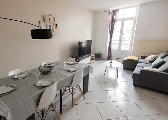 Le Neptune Apt 85M2 3Ch Appart Hotel Poitiers